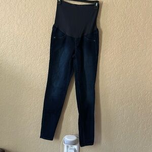 Aglow maternity jegging size 2 inseam 28.5 inches